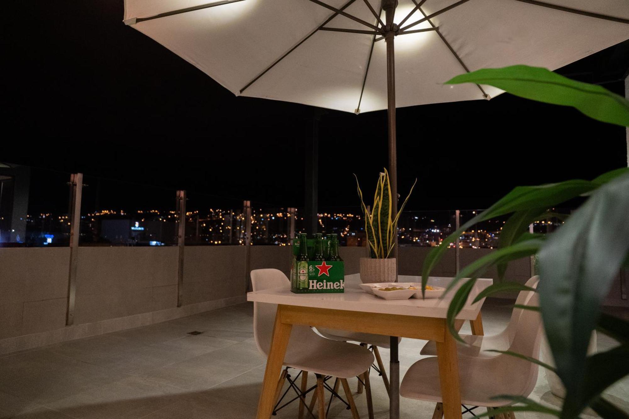 Spectacular Flat,3 Bedrooms, Central, Terrace, Free Parking Куэнка Экстерьер фото