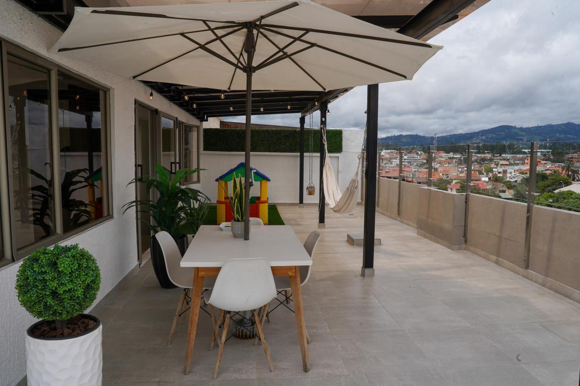 Spectacular Flat,3 Bedrooms, Central, Terrace, Free Parking Куэнка Экстерьер фото