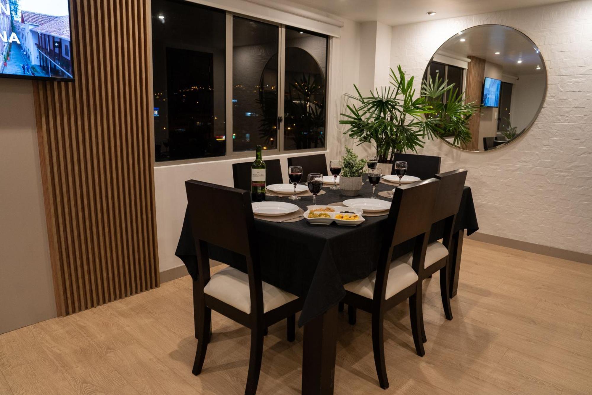 Spectacular Flat,3 Bedrooms, Central, Terrace, Free Parking Куэнка Экстерьер фото